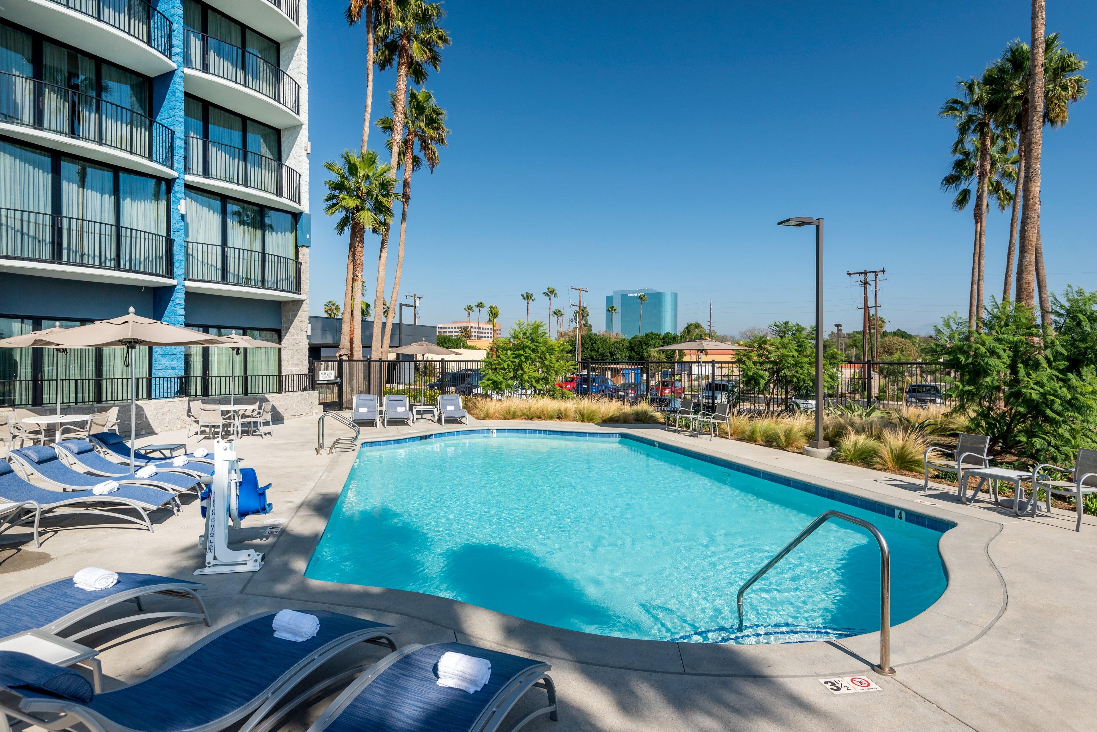 Holiday Inn Express & Suites Santa Ana - Orange County By Ihg エクステリア 写真